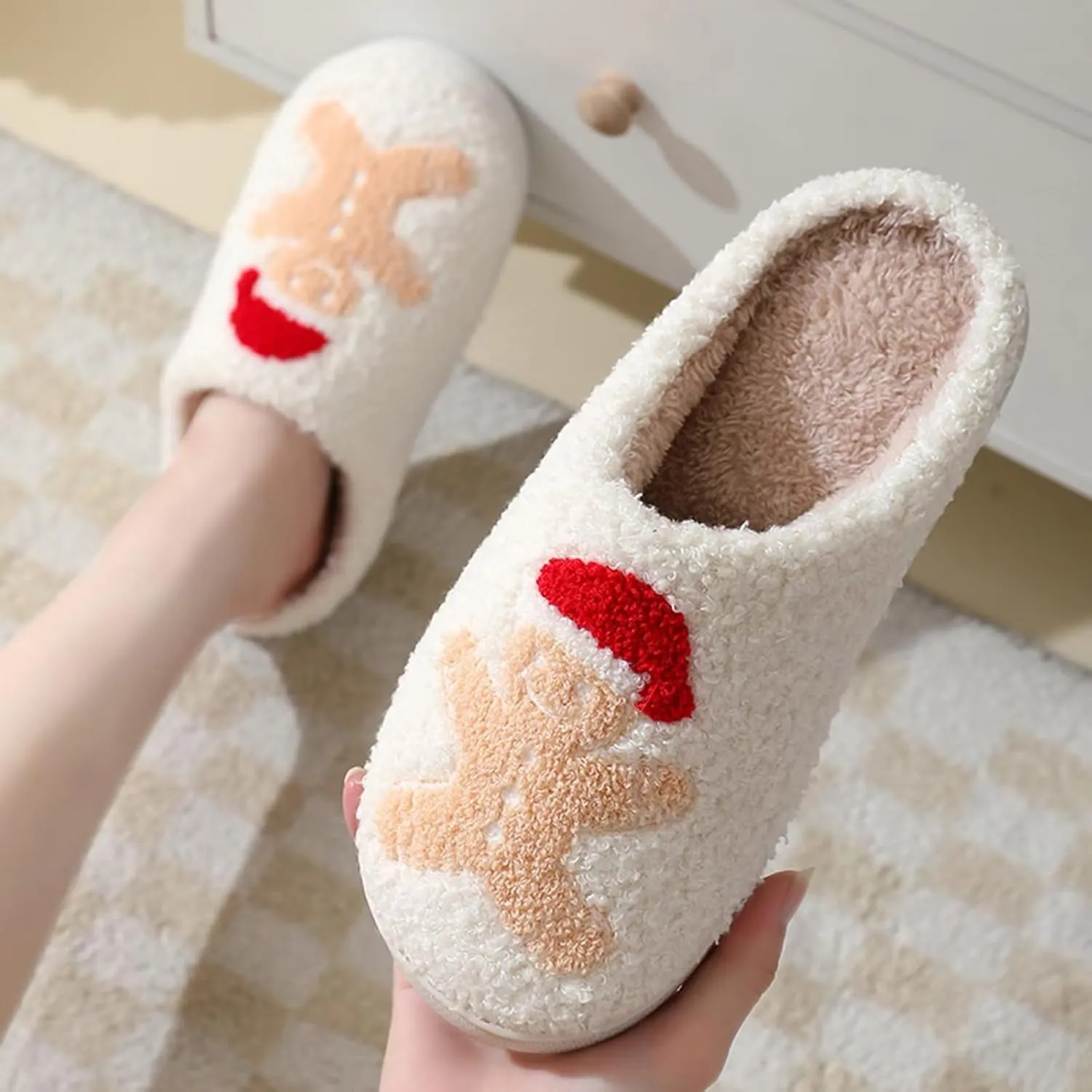 Fuzzy House Slippers for Women Smiley Face - Christmas Cozy Memory Foam Woman Slipper Indoor and Outdoor Winter Bedroom Shoes