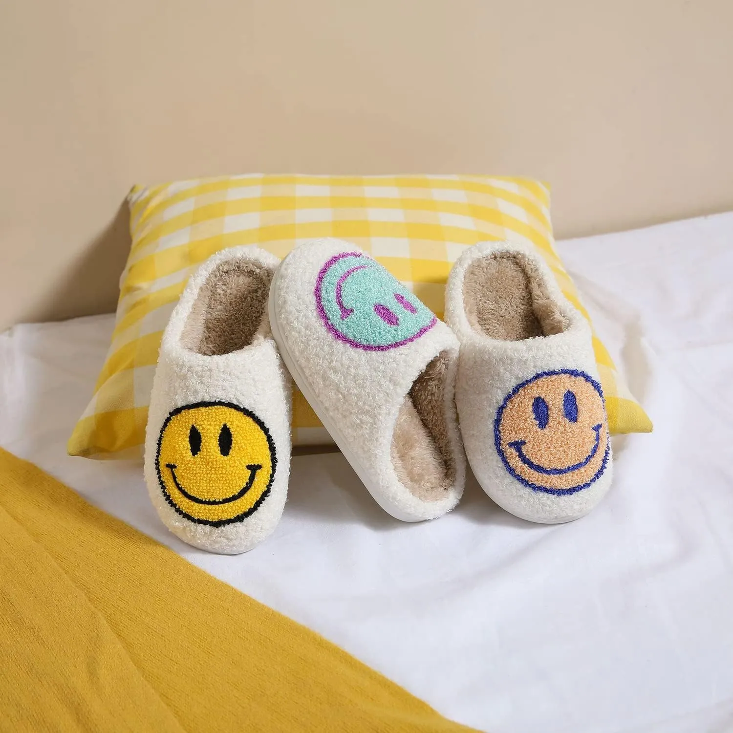 KEYUSHOP Happy Face Slippers for Kids Smile Face House Slippers Soft Plush Warm Preppy Slipper Anti-Slip Winter Fuzzy House Shoes for Toddler Girls