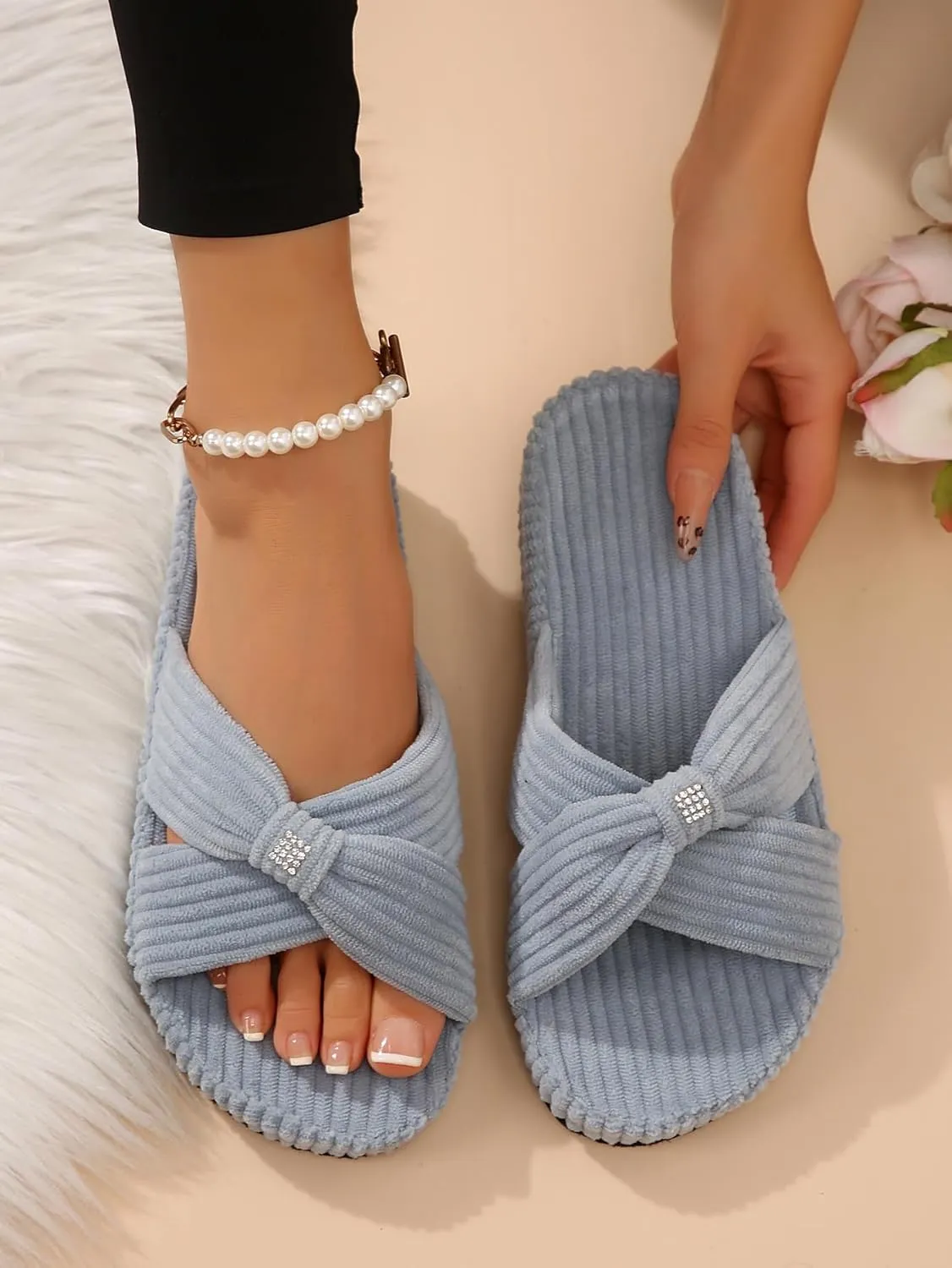 Slippers for Women Memory Foam Corduroy Bow Crossbands Slide Slipper Shoes House Bedroom Comfy Trendy Gift Slippers
